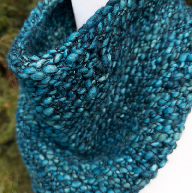 Luxe Line Bandana Cowl (Solis)