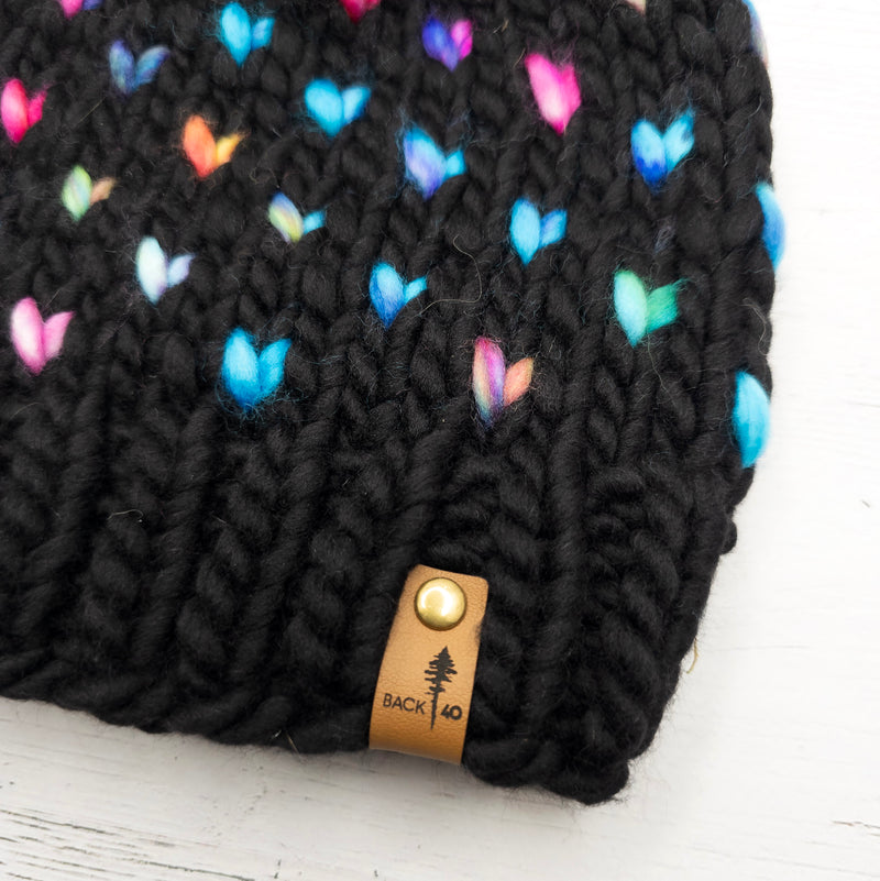 Luxe Line Mini Hearts Toque (Black/Sweet Emotion) | 3-9 years