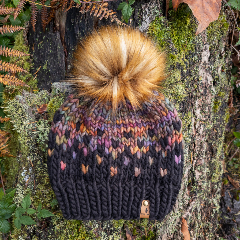 Luxe Line Primaveral Beanie (Piedras) | Adult