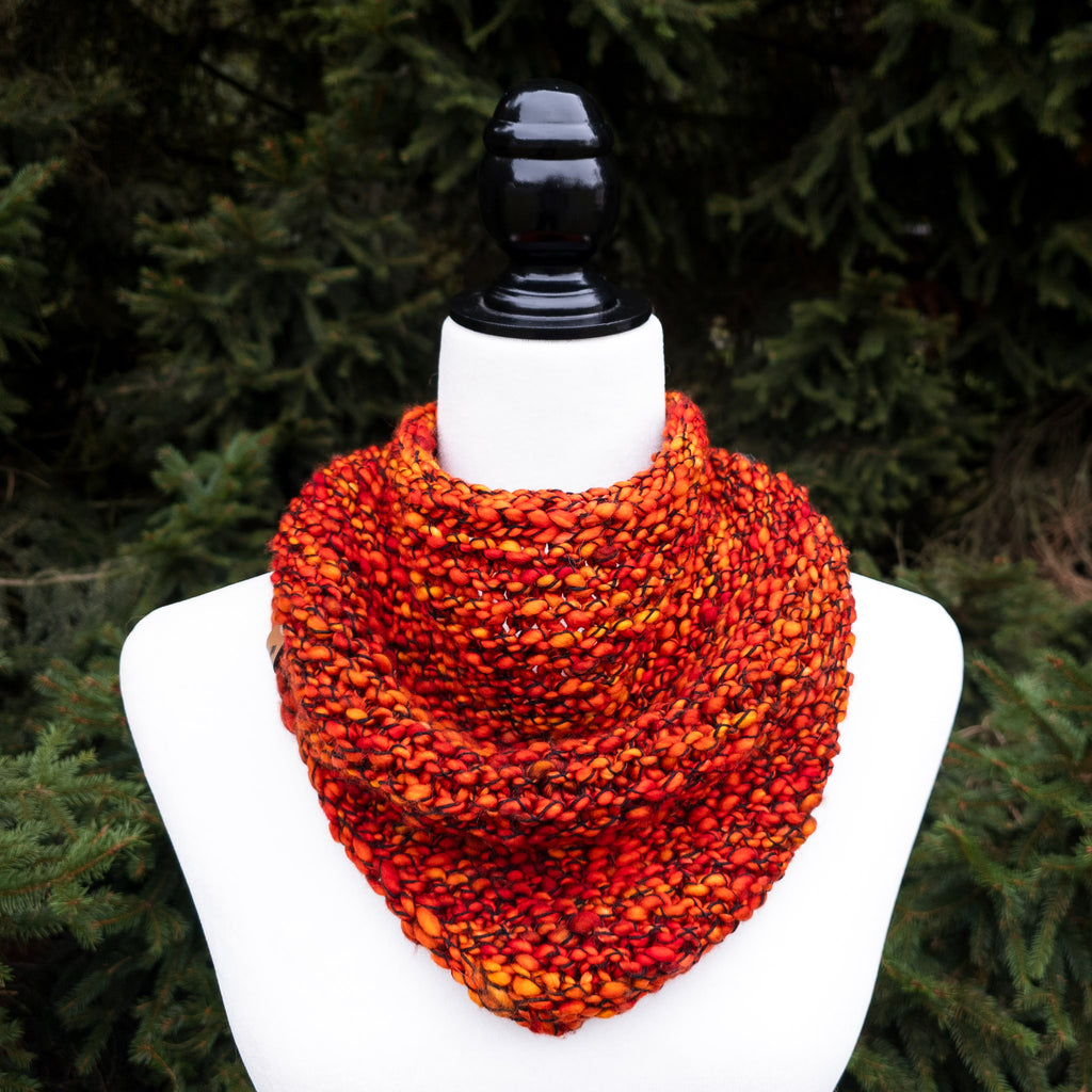 Luxe Line Bandana Cowl (Flama)