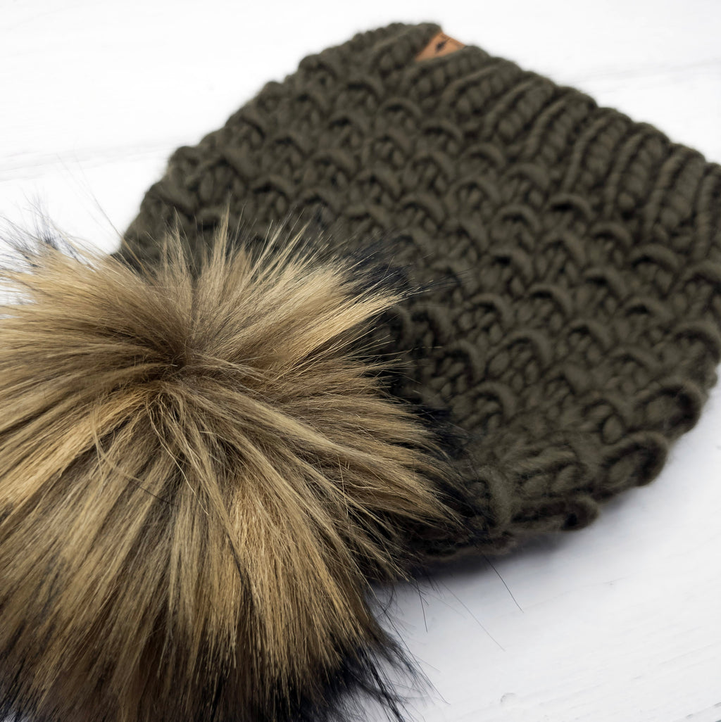 Luxe Line Mesa Beanie (Olive) | Adult