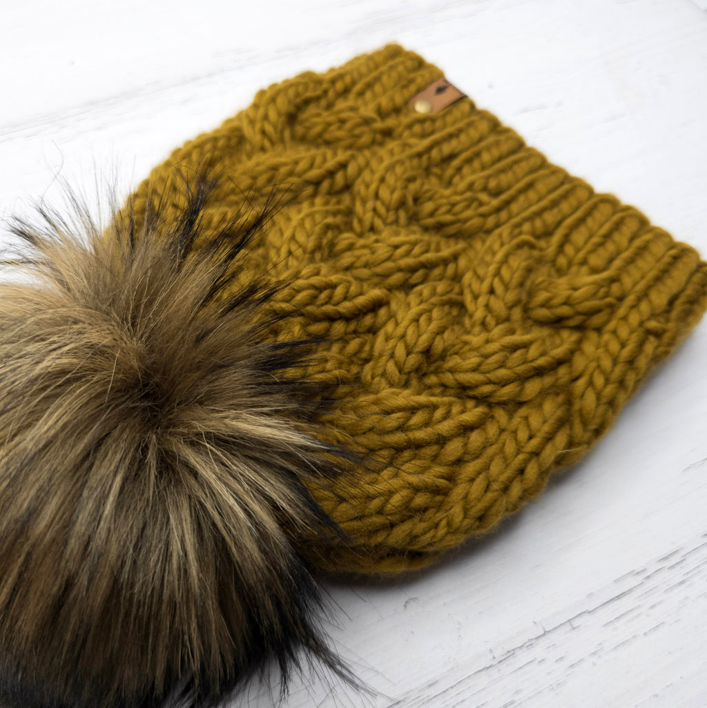 Luxe Line Cable Beanie (Bronzed Olive) | Adult