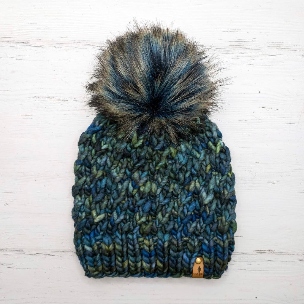 Luxe Line Emilia Beanie (Verdeazul) | Adult